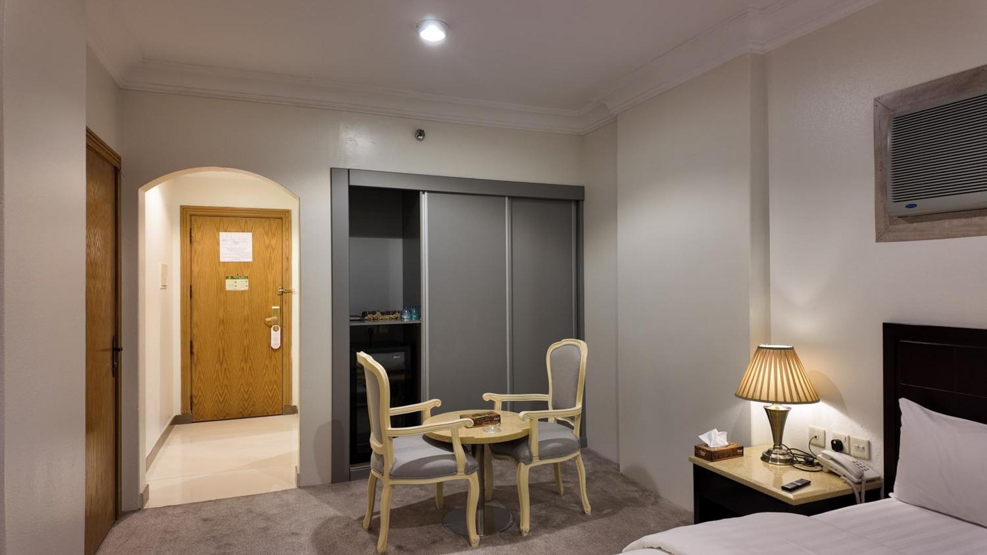 Al Furat Madayin Hotel Riaad Buitenkant foto